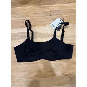 NWT Knix Size 2 Wireless Evolution Bra Black / Beige